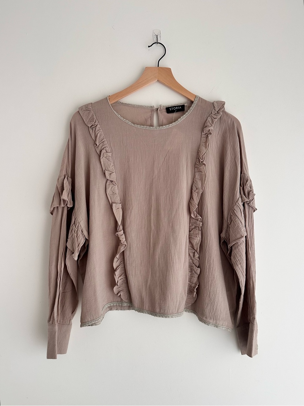 Storia 100% Cotton Ruffle-Trim Long Sleeve Blouse in Taupe